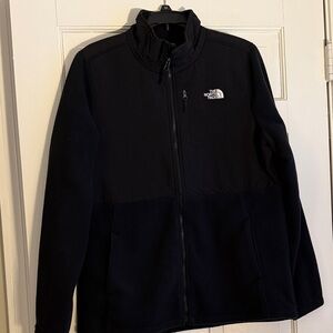 NWOT! The North Face Midnight Black Fleece Jacket